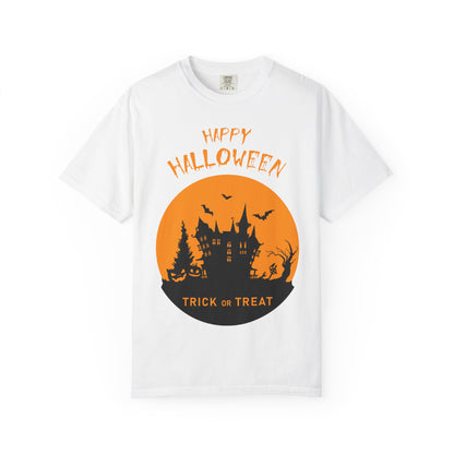 Halloween Graphic T-shirt, Spooky Tee for Trick or Treat, Unisex T-shirt for Fall Celebrations, Halloween Party Shirt, Cozy Casual Wear - TINMICO